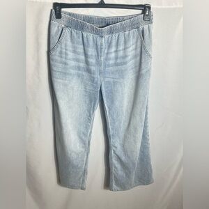 H&M Divided Women’s Pull-On Cropped Denim Jeans Light Wash Elastic Waist M